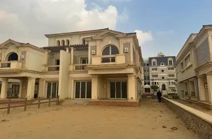 Villa - 4 Bedrooms - 4 Bathrooms for sale in Mountain View Hyde Park - 5th Settlement Compounds - The 5th Settlement - New Cairo City - Cairo