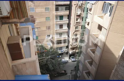 شقة - 2 غرف نوم - 1 حمام للبيع في شارع محمد باشا سعيد - جناكليس - حي شرق - الاسكندرية