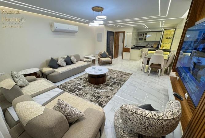 8098023 - Property Image 2