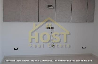 Apartment - 3 Bedrooms - 3 Bathrooms for rent in Tag Sultan - Ring Road - Cairo