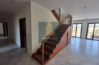 Penthouse - 4 Bedrooms - 4 Bathrooms for sale in Casa - Sheikh Zayed Compounds - Sheikh Zayed City - Giza