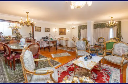 Duplex - 3 Bedrooms - 3 Bathrooms for sale in Mohamed Ezz Al Arab St. - Laurent - Hay Sharq - Alexandria