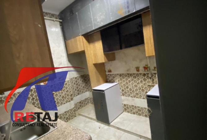 8198941 - Property Image 2