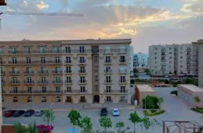 Apartment - 3 Bedrooms - 3 Bathrooms for sale in Hyde Park - 5th Settlement Compounds - The 5th Settlement - New Cairo City - Cairo