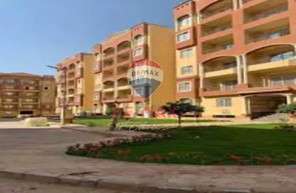 Apartment - 3 Bedrooms - 2 Bathrooms for sale in South Teseen St. - The 5th Settlement - New Cairo City - Cairo