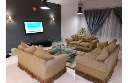 Apartment - 2 Bedrooms - 2 Bathrooms for sale in Palm Hills Village Gate - South Investors Area - New Cairo City - Cairo