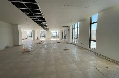 Office Space - Studio - 3 Bathrooms for rent in Mohamed Naguib Axis - Abou El Houl - New Cairo City - Cairo