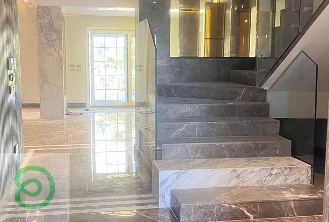 8300356 - Property Image 3