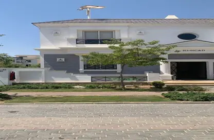 Townhouse - 4 Bedrooms - 4 Bathrooms for sale in Mountain View Giza Plateau - Ring Road - 6 October City - Giza