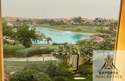 فيلا - 6 غرف نوم - 4 حمامات للبيع في مدينتي - القاهرة