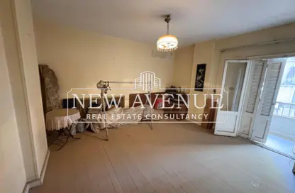 شقة - 3 غرف نوم - 2 حمامات للبيع في شارع عبد الحميد بدوي - ميدان الحجاز - النزهة - القاهرة