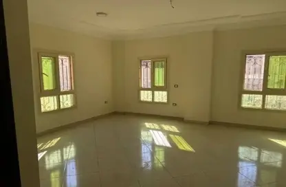 شقة - 3 غرف نوم - 2 حمامات للايجار في شارع زيزينيا - المستثمرين الجنوبية - مدينة القاهرة الجديدة - القاهرة شقة - 3 غرف نوم - 2 حمامات للايجار في شارع زيزينيا - المستثمرين الجنوبية - مدينة القاهرة الجديدة - القاهرة