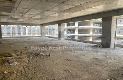 مساحات مكتبية - استوديو - 4 حمامات للبيع في وان نانيتي - شارع التسعين الجنوبي - التجمع الخامس - مدينة القاهرة الجديدة - القاهرة