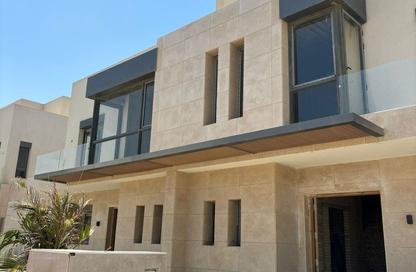 Villa - 3 Bedrooms - 4 Bathrooms for sale in Al Karma Gates - New Zayed City - Sheikh Zayed City - Giza