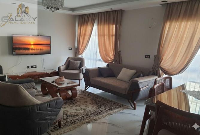8072027 - Property Image 2