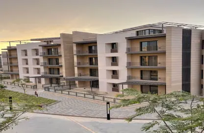 Apartment - 2 Bedrooms - 3 Bathrooms for sale in Beverly Hills - Sheikh Zayed Compounds - Sheikh Zayed City - Giza