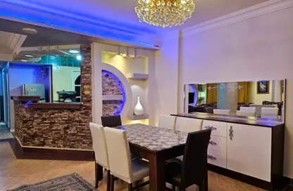 Apartment - 3 Bedrooms - 2 Bathrooms for rent in Al Mostathmir El Saghir - 10th District - Sheikh Zayed City - Giza