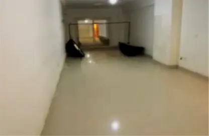 شقة - 3 غرف نوم - 2 حمامات للبيع في شارع بورسعيد - الإبراهيمية - حي وسط - الاسكندرية