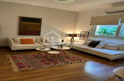 شقة - 2 غرف نوم - 2 حمامات للايجار في شارع محمد مظهر - الزمالك - القاهرة