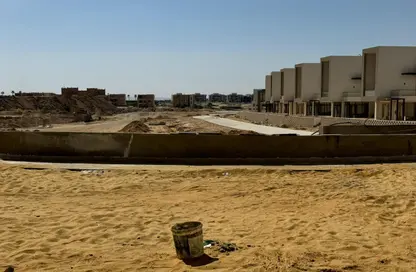 شاليه - 3 غرف نوم - 3 حمامات للبيع في أزهى - العين السخنة - السويس