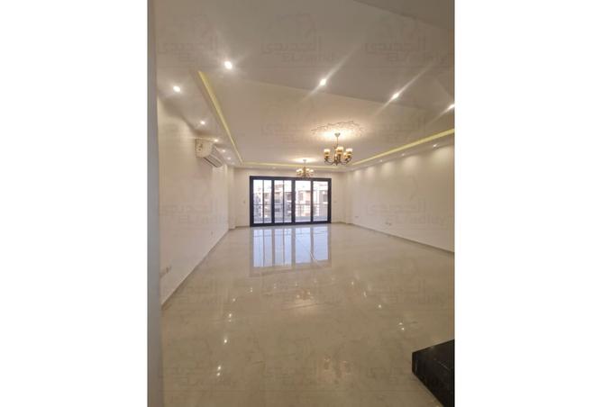 8273371 - الصورة الرئيسية للعقار