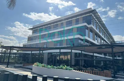 Office Space - Studio - 2 Bathrooms for rent in Palm Hills October - Cairo Alexandria Desert Road - 6 October City - Giza