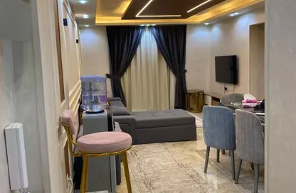 Apartment - 3 Bedrooms - 1 Bathroom for rent in Gardenia City Compound Nasr City - Zahraa Madinat Nasr - Nasr City - Cairo