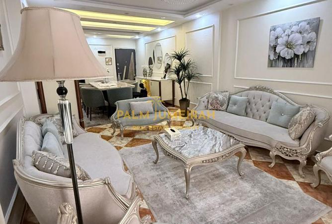 8166077 - Property Image 3