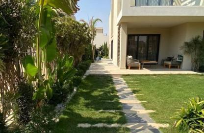 Villa - 5 Bedrooms - 4 Bathrooms for sale in Sodic East - 6th District - New Heliopolis - Cairo