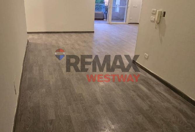 8331579 - Property Image 2