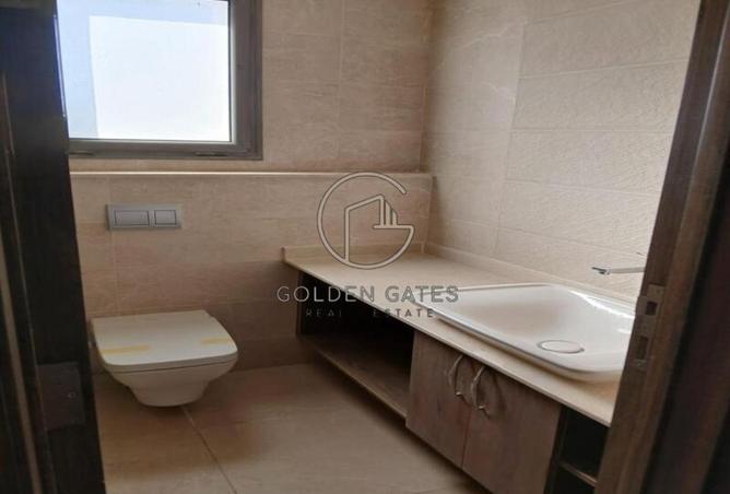 8476599 - Property Image 2