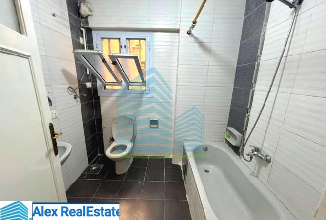8147786 - Property Image 3