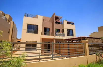 Villa - 4 Bedrooms - 3 Bathrooms for sale in Al  Rabwa - Sheikh Zayed Compounds - Sheikh Zayed City - Giza