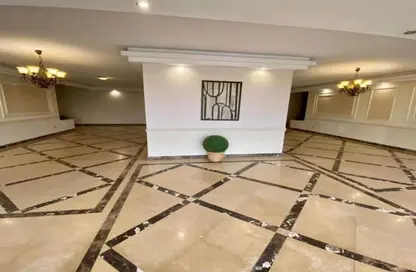 Apartment - 3 Bedrooms - 3 Bathrooms for sale in Greens - 6th District - Sheikh Zayed City - Giza Apartment - 3 Bedrooms - 3 Bathrooms for sale in Greens - 6th District - Sheikh Zayed City - Giza