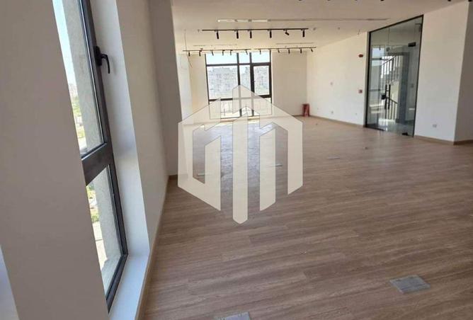 8124181 - Property Image 2