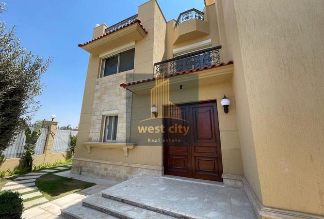 8220925 - Property Image 3