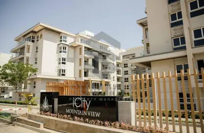 Apartment - 2 Bedrooms - 2 Bathrooms for sale in Mountain View iCity - 5th Settlement Compounds - The 5th Settlement - New Cairo City - Cairo