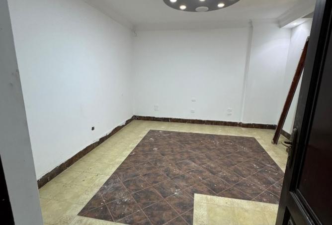 7878165 - Property Main Image