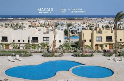 Chalet - 2 Bedrooms - 3 Bathrooms for sale in Makadi Orascom Resort - Makadi - Hurghada - Red Sea
