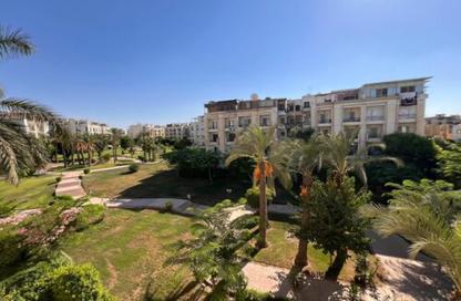 Apartment - 2 Bedrooms - 1 Bathroom for sale in Hadayek Al Mohandessin - 4th District - Sheikh Zayed City - Giza