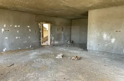 Apartment - 4 Bedrooms - 3 Bathrooms for sale in West Golf - El Katameya Compounds - El Katameya - New Cairo City - Cairo Apartment - 4 Bedrooms - 3 Bathrooms for sale in West Golf - El Katameya Compounds - El Katameya - New Cairo City - Cairo