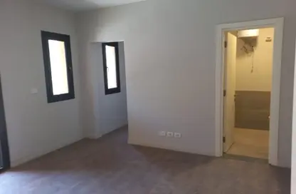 Apartment - 3 Bedrooms - 4 Bathrooms for sale in O West - 6 October Compounds - 6 October City - Giza