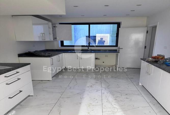 8141412 - Property Image 3