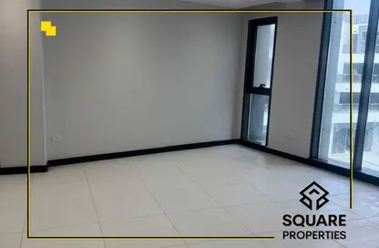 Clinic - Studio - 1 Bathroom for rent in Central Avenue - 2nd District - Sheikh Zayed City - Giza