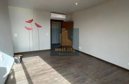 دوبلكس - 3 غرف نوم - 3 حمامات للايجار في سوديك ويست - كمبوندات الشيخ زايد - الشيخ زايد - الجيزة