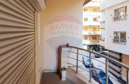 Apartment - 3 Bedrooms - 3 Bathrooms for sale in Al Sayeda Sakina Bint Al Hussein St. - Kafr Abdo - Roushdy - Hay Sharq - Alexandria