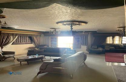 Apartment - 4 Bedrooms - 2 Bathrooms for sale in Street157 - District 4 - The 5th Settlement - New Cairo City - Cairo