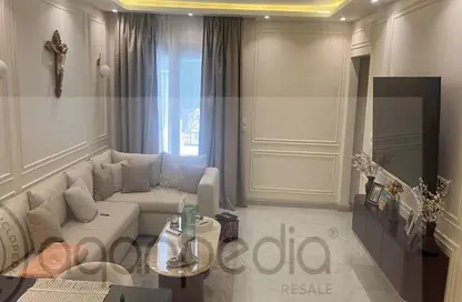 Apartment - 3 Bedrooms - 3 Bathrooms for sale in Galleria Moon Valley - South Investors Area - New Cairo City - Cairo Apartment - 3 Bedrooms - 3 Bathrooms for sale in Galleria Moon Valley - South Investors Area - New Cairo City - Cairo