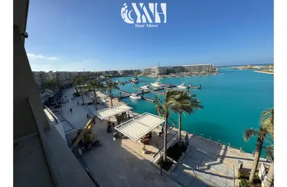 شاليه - 3 غرف نوم - 3 حمامات للايجار في مراسي - سيدي عبد الرحمن - الساحل الشمالي