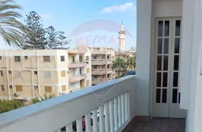 Apartment - 2 Bedrooms - 1 Bathroom for sale in Corniche Al Maamoura - Al Maamoura - Hay Than El Montazah - Alexandria